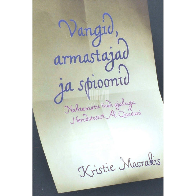 Kristie Macrakis - Vangid, armastajad ja spioonid
