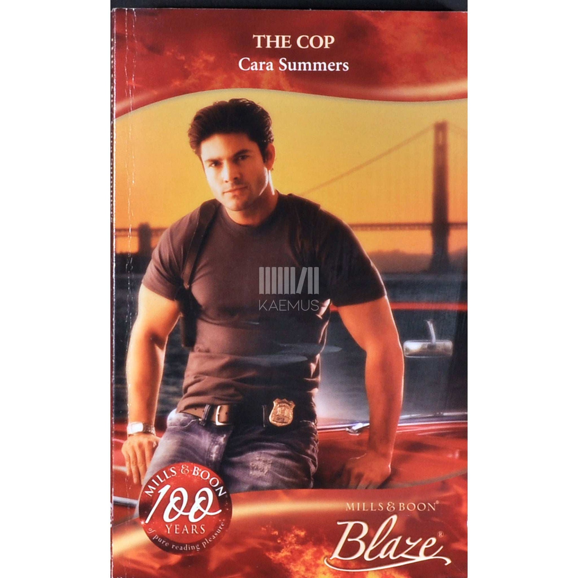 Cara Summers - The Cop