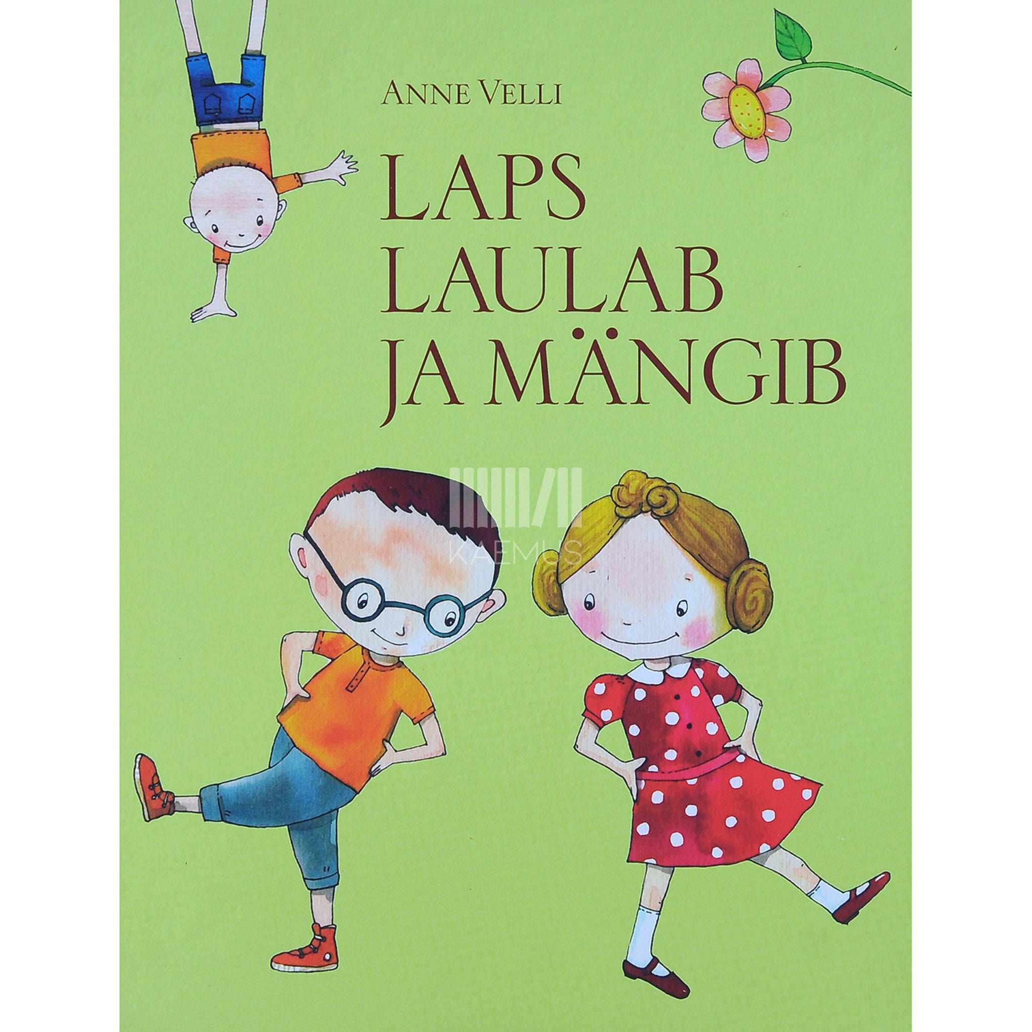 ... Laps laulab ja mängib 